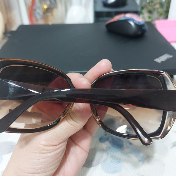 DG0922 JCP Sunglasses Bling On The Side Modern Stylish Contemporary - Picture 3 of 7